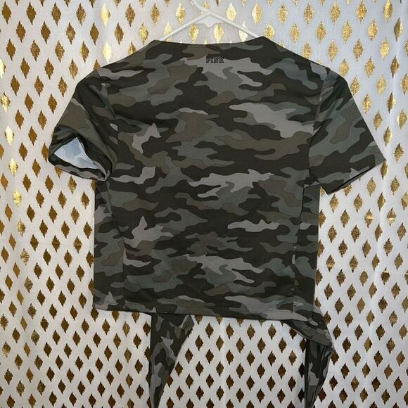 NWT PINK Victoria’s Secret Camouflage Wrap Short Sleeve V Neck Shirt size XS - Picture 5 of 5